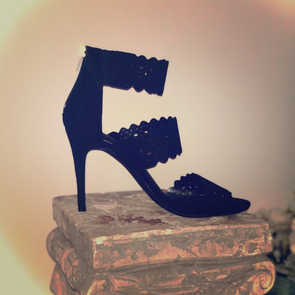 Black Heels Size 9